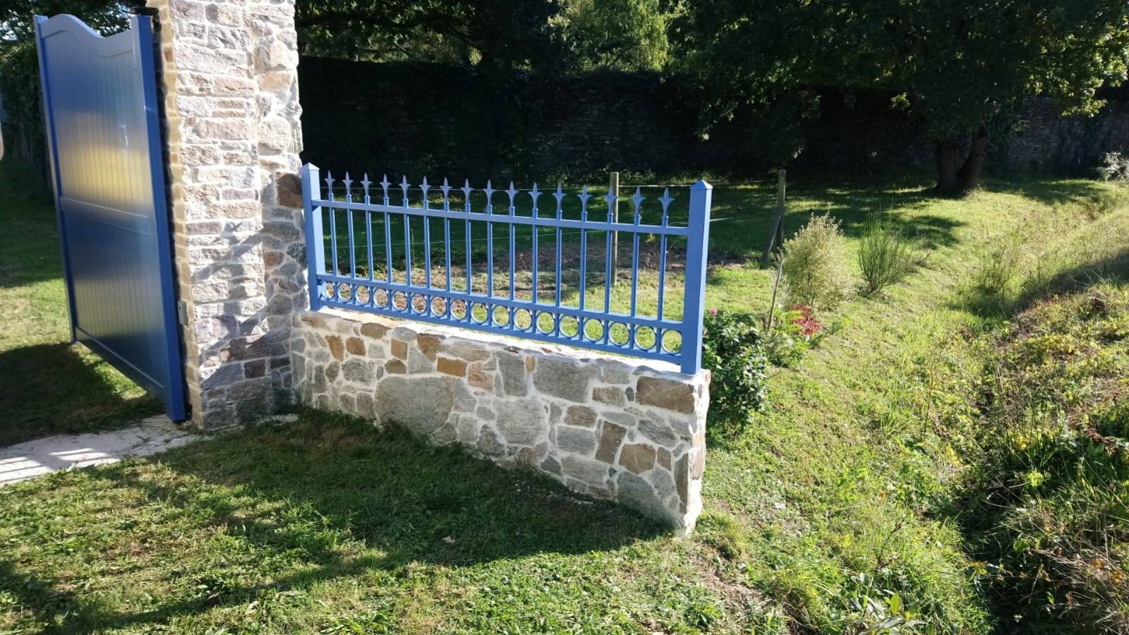 Fabrication et pose de clôtures en aluminium par Daniel Moquet Aix-en-Provence