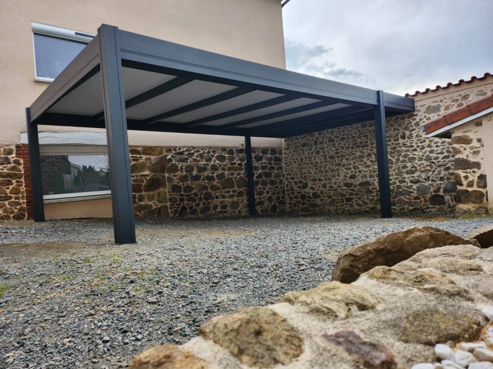 Améliorer votre confort hivernal avec un carport en aluminium contre le gel matinal à Aix-en-Provence