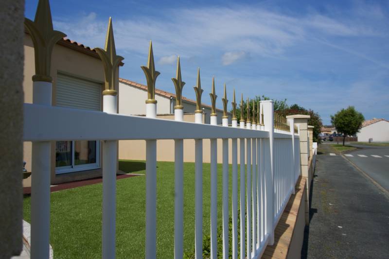 Fabrication et pose de clôtures en aluminium par Daniel Moquet Aix-en-Provence