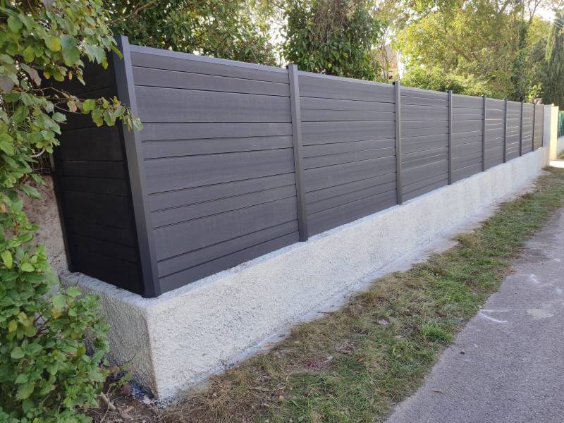 Clôture composite gris anthracite Daniel Moquet Aix-en-Provence