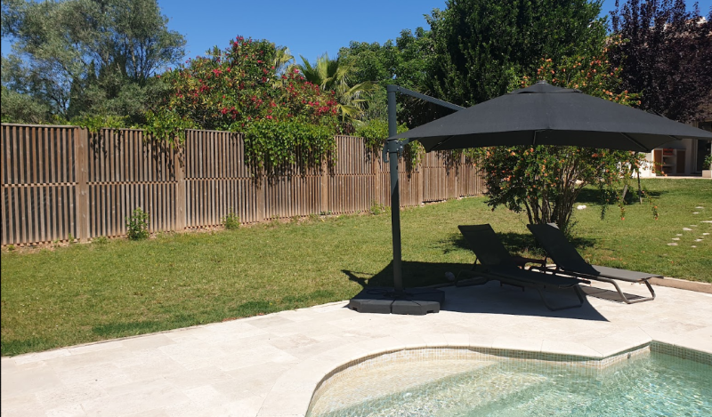 murs antibruit pour particulier conçu pour atténuer les nuissances sonores par Daniel Moquet Aix-en-Provence