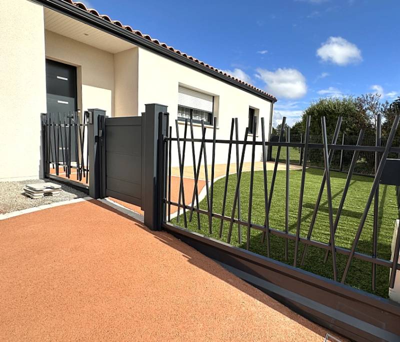 Sécuriser durablement vos extérieurs avec une clôture barreaudée en aluminium sur mesure à Aix-en-Provence