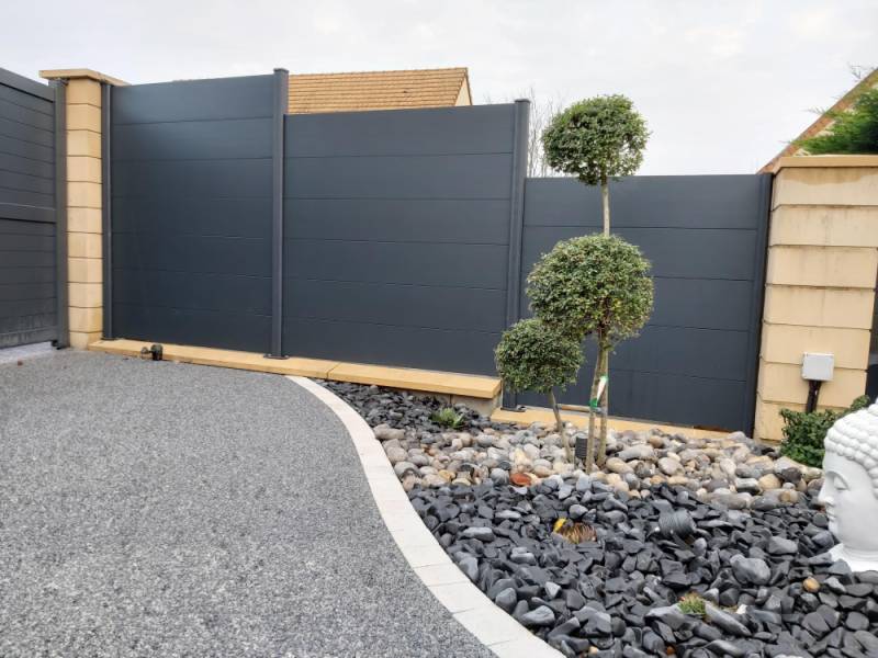 Clôture aluminium : l’atout coupe vent pour les zones exposées en Provence