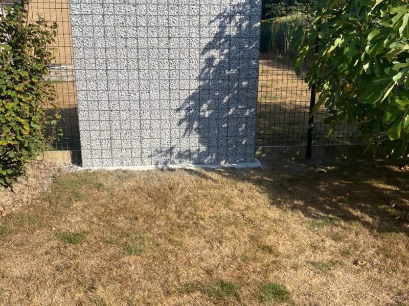 Clôture en gabions : une intégration paysagère naturelle et durable à Puyricard